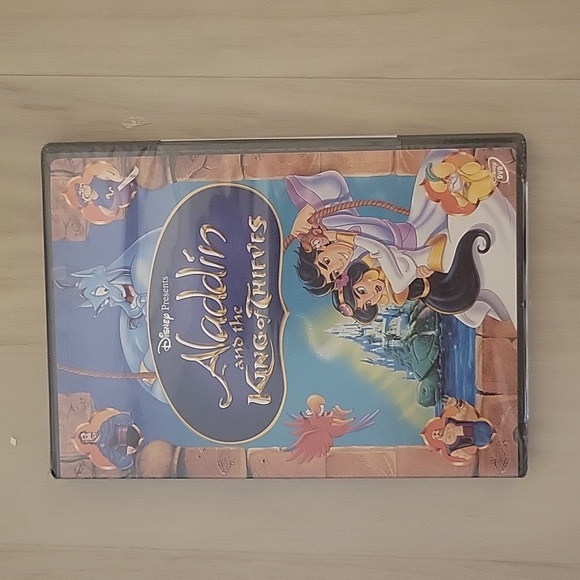 4 unopened Disney DVDs - Picture 4 of 12